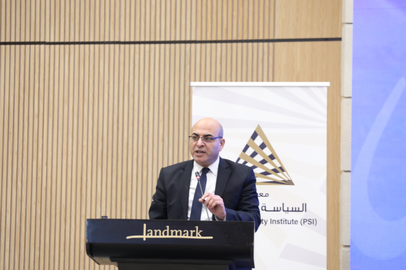 a8b88d67-dea4-4276-bc77-64f277e36f99